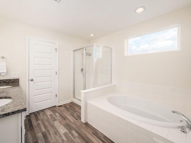 637 Bald Eagle Drive, Delaware, OH 43015