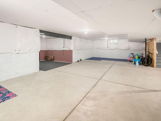 637 Bald Eagle Drive, Delaware, OH 43015