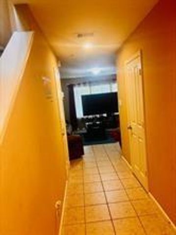 2606 Skyview Moon Drive, Houston, TX 77047
