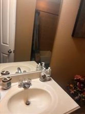 2606 Skyview Moon Drive, Houston, TX 77047