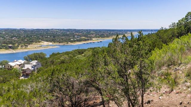 506 Ronay DR N, Spicewood, TX 78669