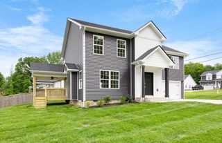 201 Wade Hampton Ln, Clarksville, TN 37040