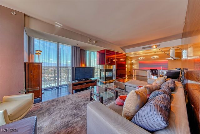 4381 West Flamingo Road 901, Las Vegas, NV 89103