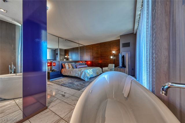 4381 West Flamingo Road 901, Las Vegas, NV 89103