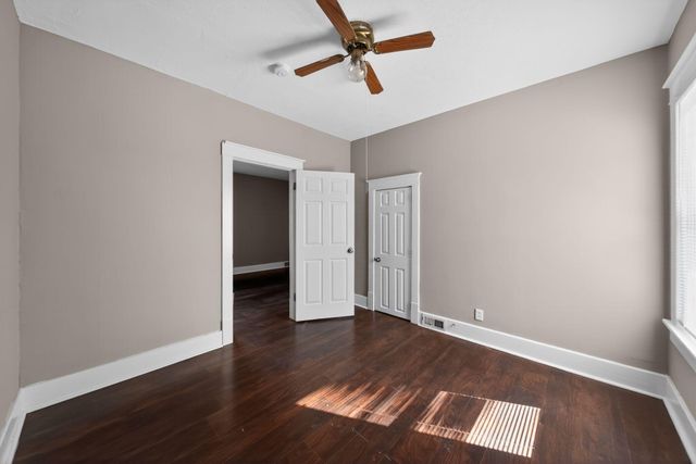 1910 S 8TH Street, Council Bluffs, IA 51501