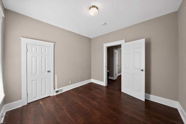 1910 S 8TH Street, Council Bluffs, IA 51501