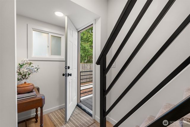 14016 2nd Avenue NW, Seattle, WA 98177