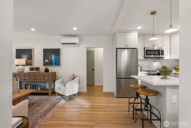 14016 2nd Avenue NW, Seattle, WA 98177