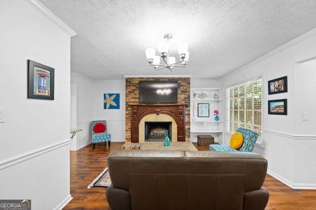 4101 N Gloucester Place, Atlanta, GA 30341