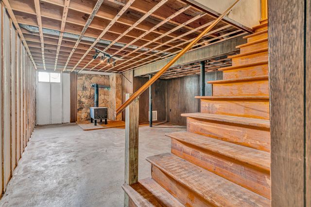 1129 Stoutamire DR, Salem, VA 24153