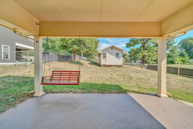 1129 Stoutamire DR, Salem, VA 24153
