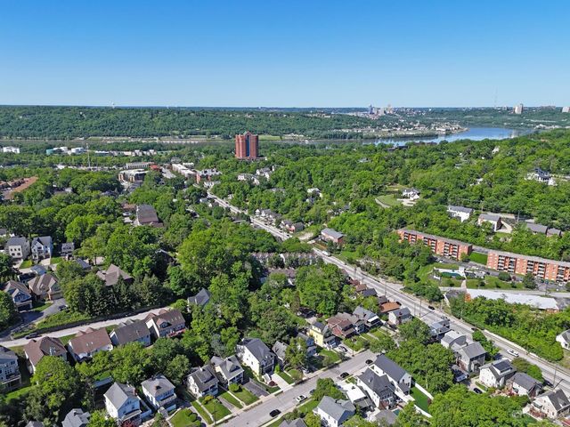 3527 Kroger Avenue, Cincinnati, OH 45226