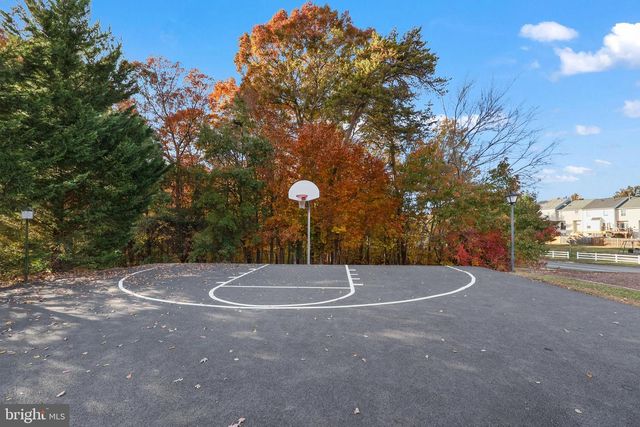 607 KNOLLWOOD CT, Stafford, VA 22554