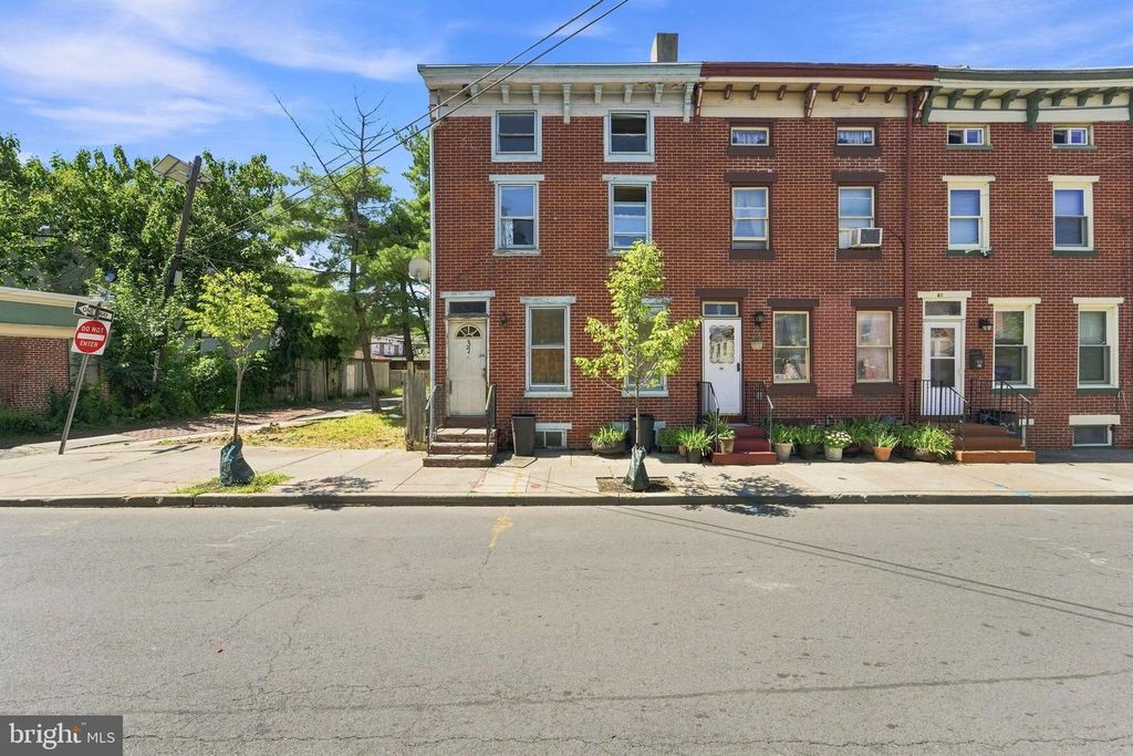 37 N STOCKTON ST, TRENTON, NJ 08618 — exterior