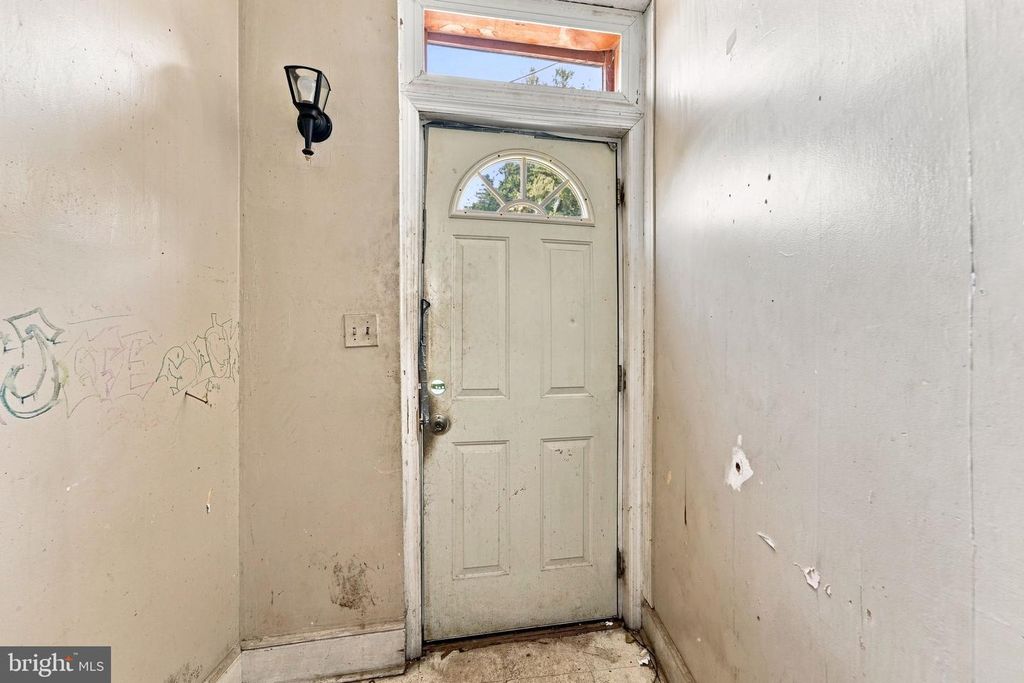 37 N STOCKTON ST, TRENTON, NJ 08618 — photo 4