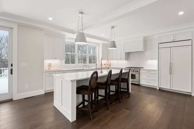 17 Wyndemere Lane, Natick, MA 01760