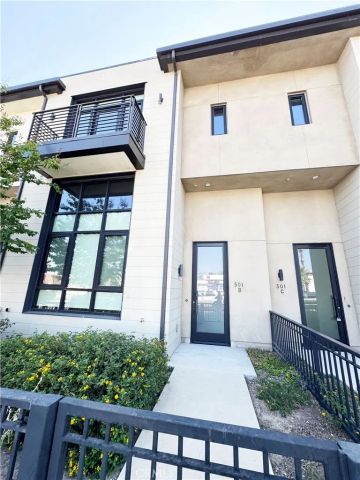 501 N Santa Anita B, Arcadia, CA 91006