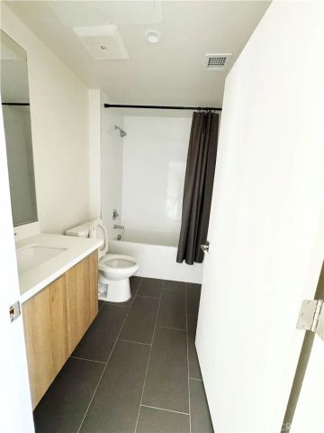501 N Santa Anita B, Arcadia, CA 91006