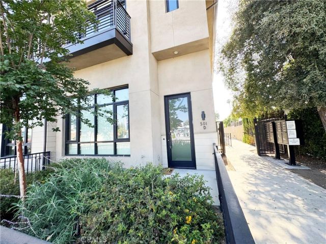 501 N Santa Anita B, Arcadia, CA 91006
