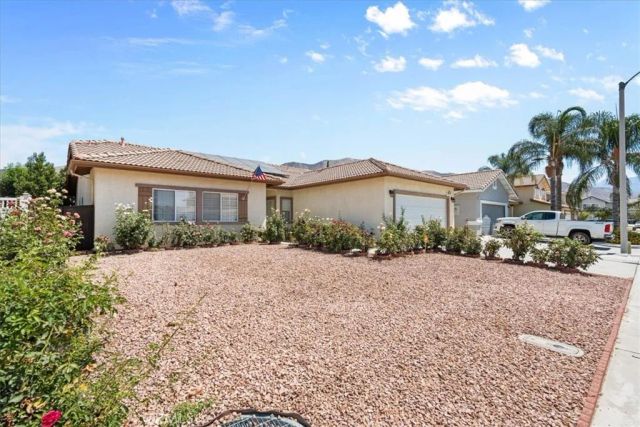 363 Cambridge Drive, San Jacinto, CA 92583