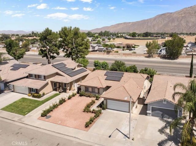 363 Cambridge Drive, San Jacinto, CA 92583