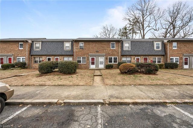 1929 Vantage Point Place F, Greensboro, NC 27407