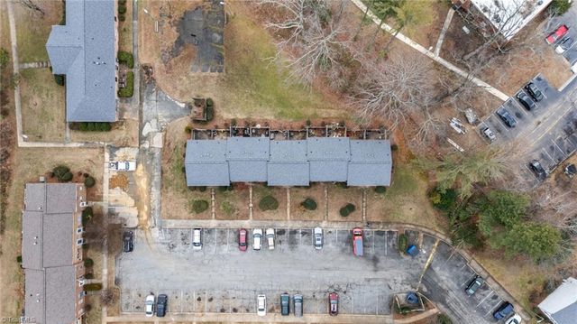 1929 Vantage Point Place F, Greensboro, NC 27407