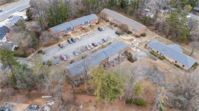 1929 Vantage Point Place F, Greensboro, NC 27407