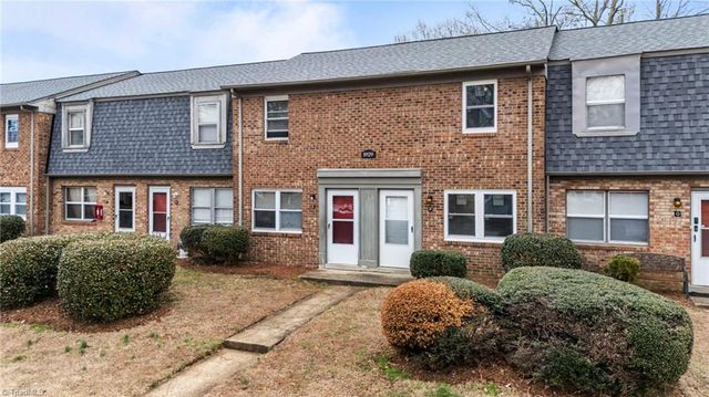 1929 Vantage Point Place F, Greensboro, NC 27407