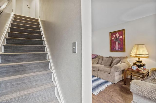 1929 Vantage Point Place F, Greensboro, NC 27407