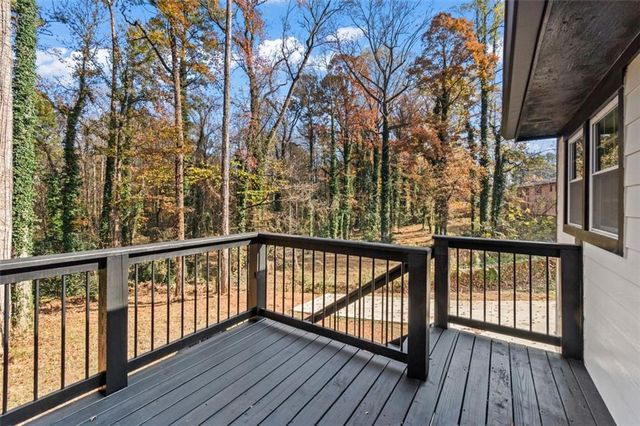 1018 FELLSRIDGE Court, Stone Mountain, GA 30083