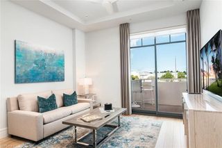 101 8th ST S # 206, Naples, FL 34102