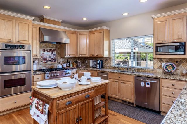 741 Riverside Road, Hollister, CA 95023