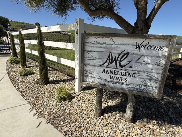 741 Riverside Road, Hollister, CA 95023