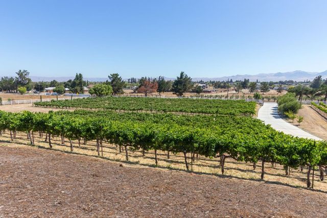 741 Riverside Road, Hollister, CA 95023