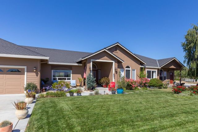 741 Riverside Road, Hollister, CA 95023