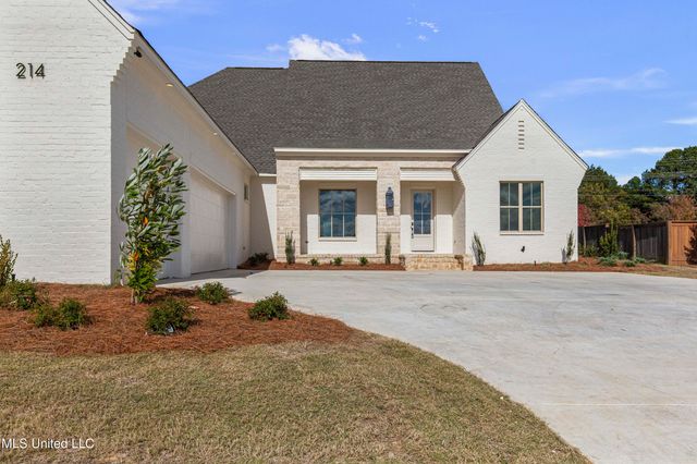 214 Parke Drive, Ridgeland, MS 39157