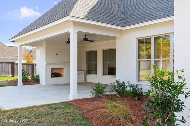 214 Parke Drive, Ridgeland, MS 39157