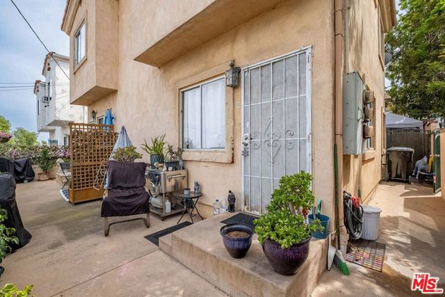 690 W 23rd Street, San Pedro, CA 90731