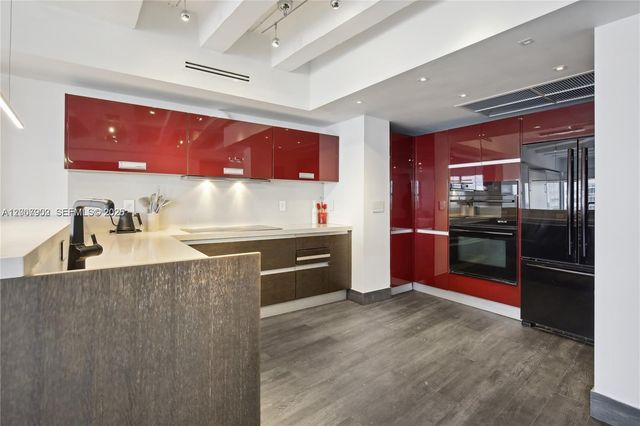 5255 Collins Ave 7G, Miami Beach, FL 33140