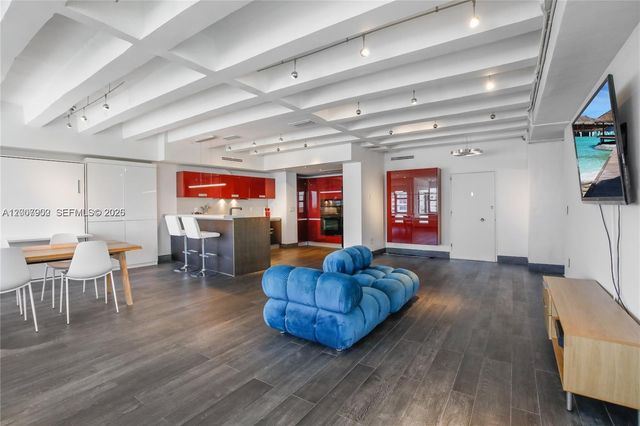 5255 Collins Ave 7G, Miami Beach, FL 33140