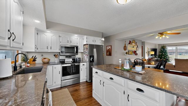 404 S 6th Street, Lake City, MN 55041