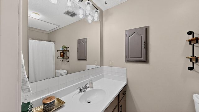 404 S 6th Street, Lake City, MN 55041