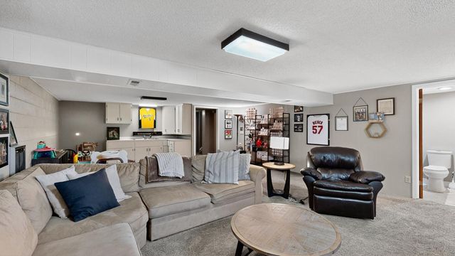 404 S 6th Street, Lake City, MN 55041