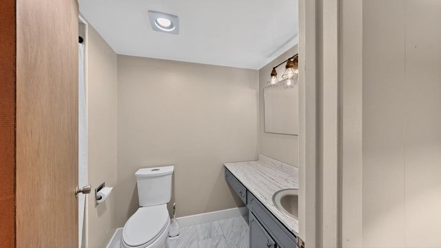 404 S 6th Street, Lake City, MN 55041