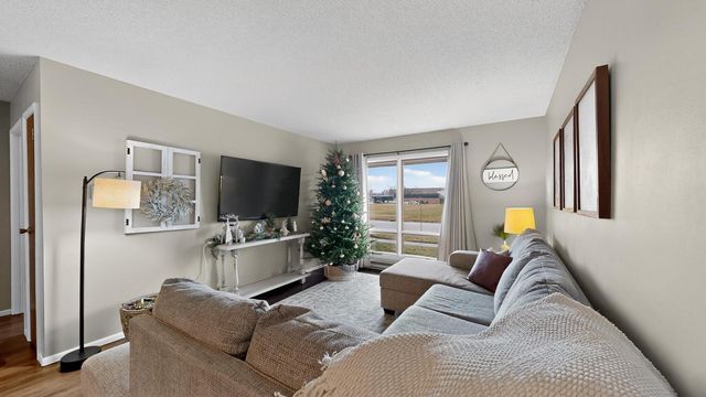 404 S 6th Street, Lake City, MN 55041