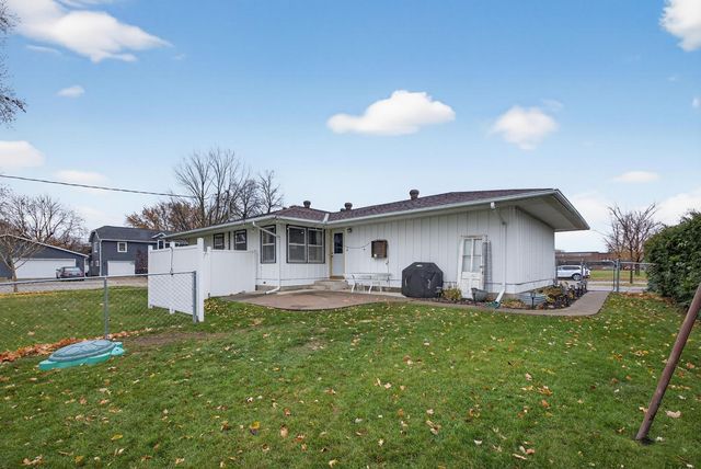 404 S 6th Street, Lake City, MN 55041
