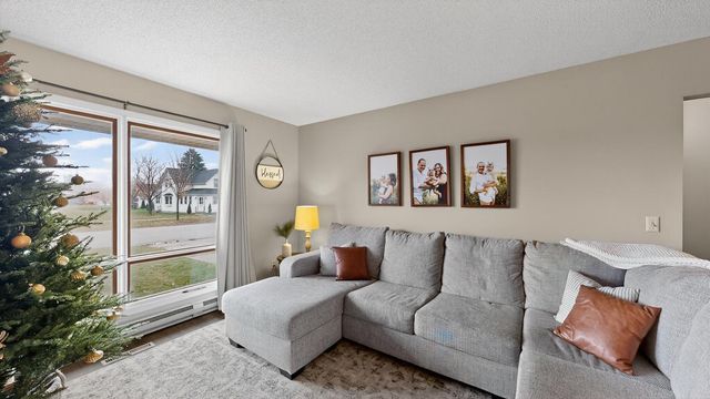 404 S 6th Street, Lake City, MN 55041