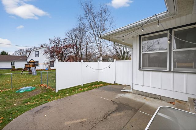 404 S 6th Street, Lake City, MN 55041