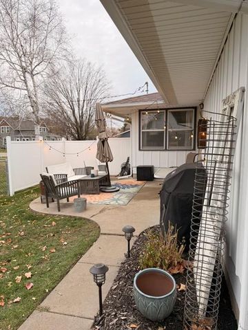 404 S 6th Street, Lake City, MN 55041